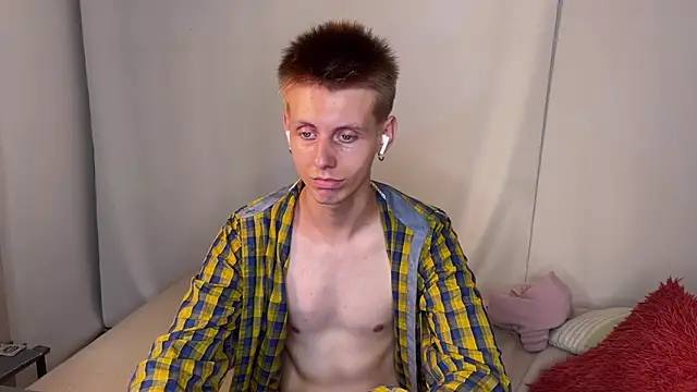 Snapshot of vladdymeow chatting on 01.18.25 vladdymeow online show from 01.18.25