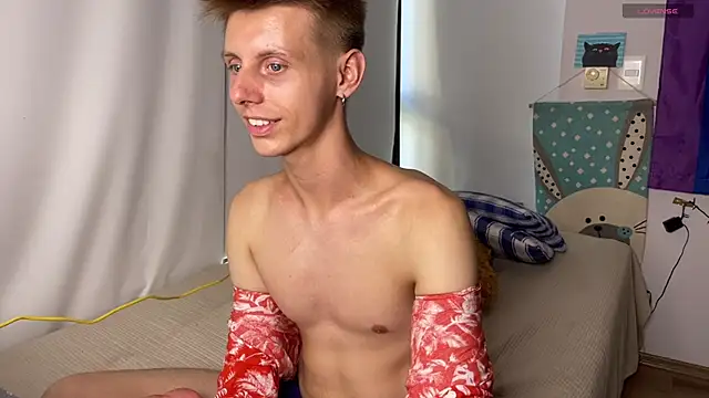 Snapshot of vladdymeow chatting on 03.17.25 vladdymeow online show from 03.17.25