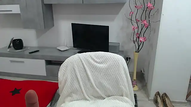 JullieMilf online show from 01.03.25