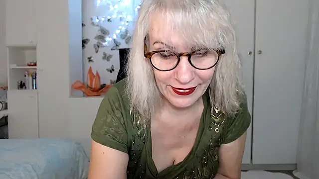 Ghertrude52 online show from 02.17.25