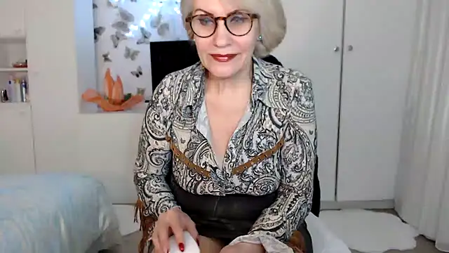 Ghertrude52 online show from 02.22.25