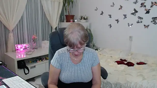 Ghertrude52 online show from 10.10.25