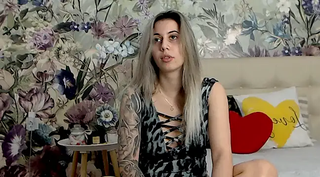 RoseDiamond06 online show from 02.05.25