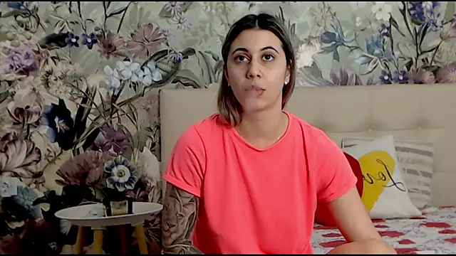 RoseDiamond06 online show from 02.22.25