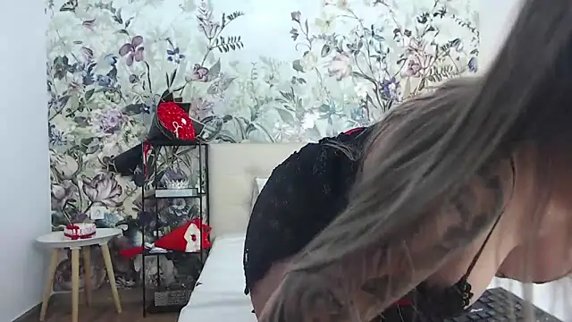 RoseDiamond06 online show from 04.02.26