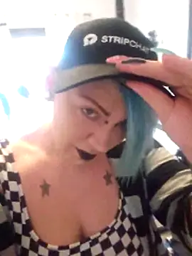 PinkTheHawk online show from 04.05.26