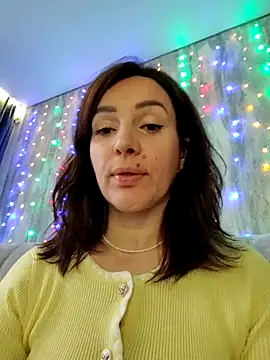 Snapshot of EvaXOAir chatting on 02.11.26 EvaXOAir online show from 02.11.26