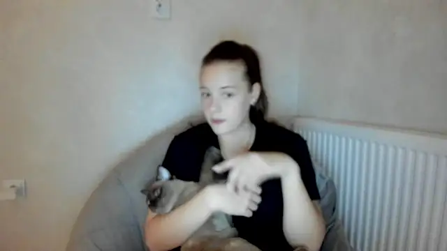 why again me online show from 12.08.24