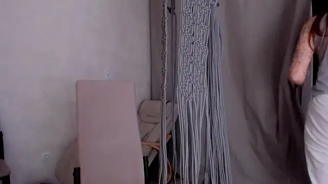 why again me online show from 03.02.25