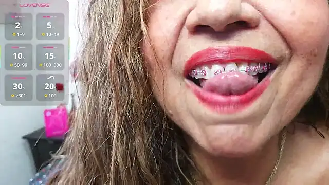 matureluna online show from 03.14.26