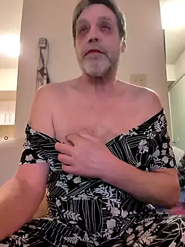 Snapshot of Smallpeniss69 chatting on 03.04.26 Smallpeniss69 online show from 03.04.26