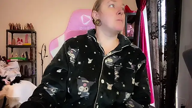 kisicaxx online show from 01.16.26