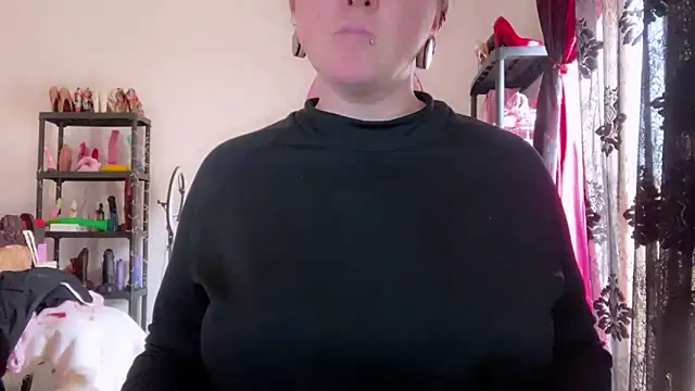 kisicaxx online show from 02.05.26