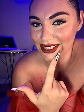 lovely beast online show from 11.11.25