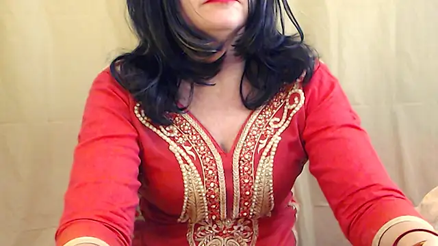 Snapshot of Fun4tipz chatting on 02.07.25 Fun4tipz online show from 02.07.25