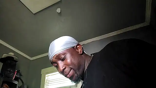 Tramontas online show from 09.10.25