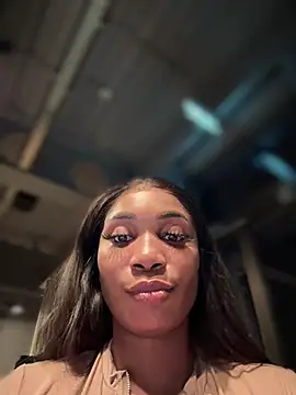   Nessa   online show from 02.07.25