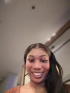   Nessa   online show from 03.08.25