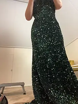 Snapshot of itsCassie chatting on 03.12.25 itsCassie online show from 03.12.25