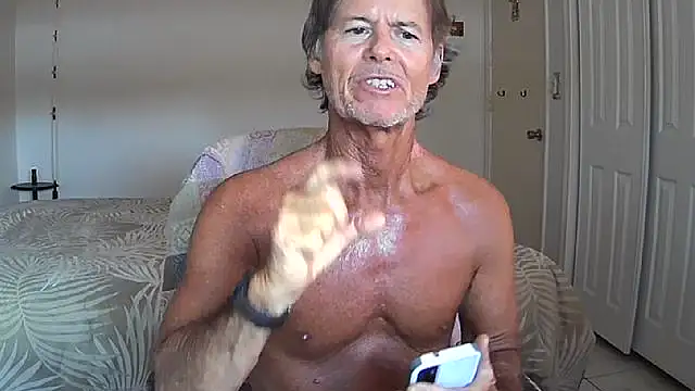 nakeedcowboi65 online show from 04.10.26