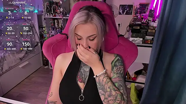 ChloeKohaku online show from 02.05.26