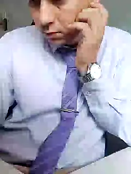 Snapshot of Business_dickkk chatting on 12.12.24 Business dickkk online show from 12.12.24