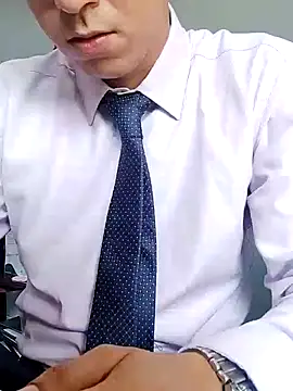 Snapshot of Business_dickkk chatting on 12.19.24 Business dickkk online show from 12.19.24