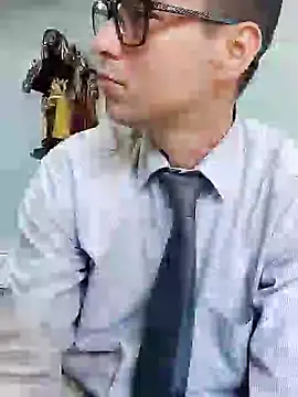 Snapshot of Business_dickkk chatting on 12.27.24 Business dickkk online show from 12.27.24