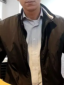 Snapshot of Business_dickkk chatting on 02.15.25 Business dickkk online show from 02.15.25