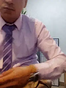 Snapshot of Business_dickkk chatting on 02.27.25 Business dickkk online show from 02.27.25