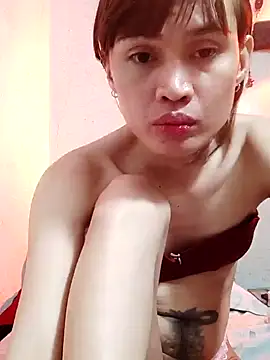 QueenSoreal online show from 02.12.25