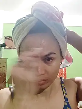 QueenSoreal online show from 09.18.25