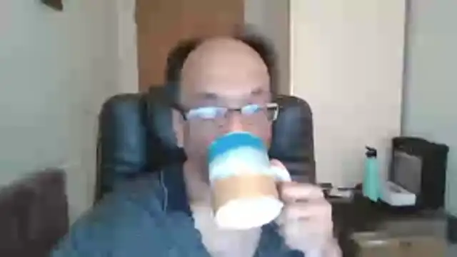 Snapshot of rauncher1 chatting on 03.11.26 rauncher1 online show from 03.11.26