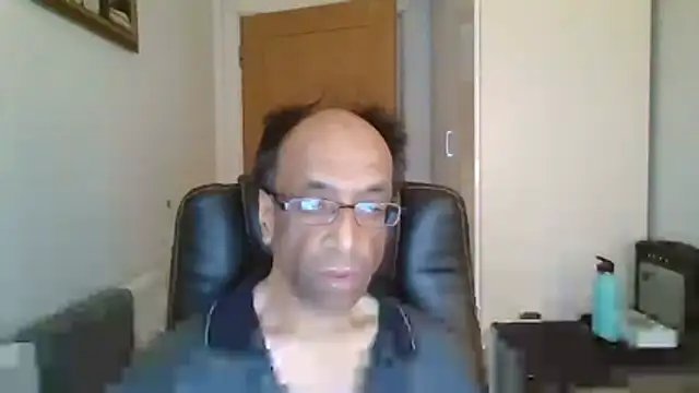 Snapshot of rauncher1 chatting on 03.12.26 rauncher1 online show from 03.12.26