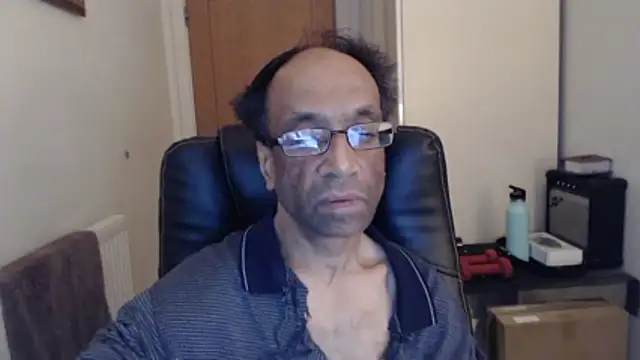 Snapshot of rauncher1 chatting on 03.17.26 rauncher1 online show from 03.17.26