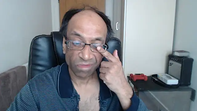 Snapshot of rauncher1 chatting on 03.18.26 rauncher1 online show from 03.18.26