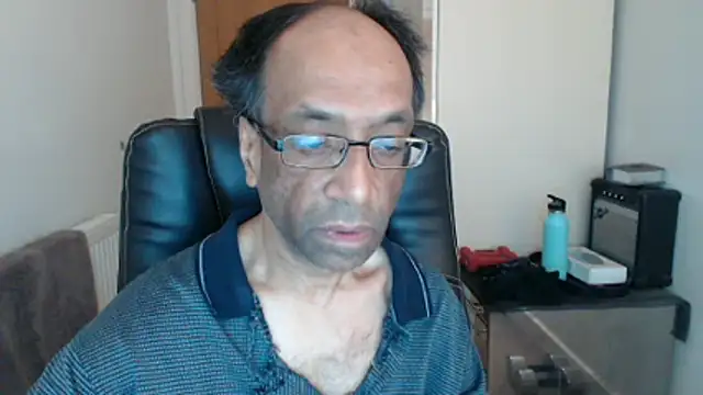 Snapshot of rauncher1 chatting on 03.19.26 rauncher1 online show from 03.19.26