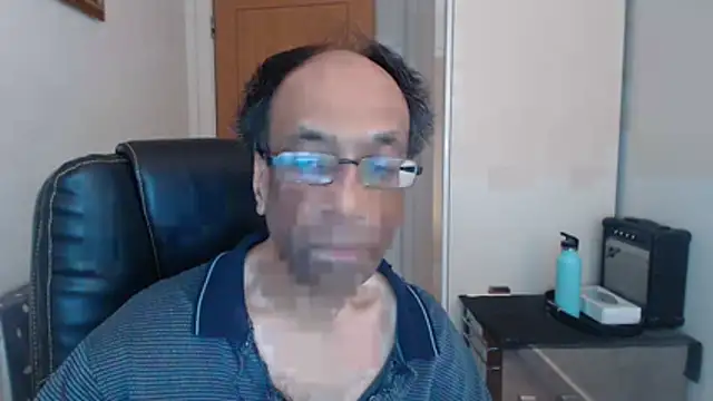 Snapshot of rauncher1 chatting on 03.28.26 rauncher1 online show from 03.28.26