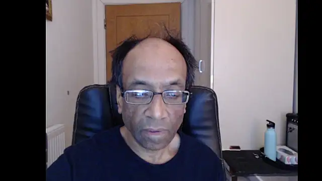 Snapshot of rauncher1 chatting on 04.27.26 rauncher1 online show from 04.27.26