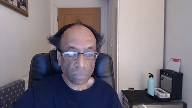Snapshot of rauncher1 chatting on 04.28.26 rauncher1 online show from 04.28.26