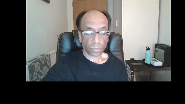 Snapshot of rauncher1 chatting on 05.27.26 rauncher1 online show from 05.27.26