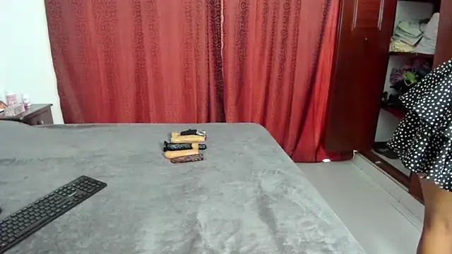 LUISSA  online show from 11.30.25