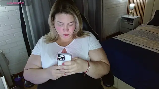 bella savati online show from 12.17.25