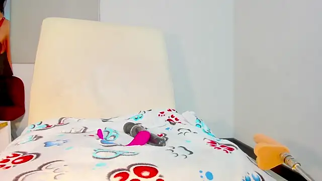 Snapshot of SQUIRTINGQUEEN11 chatting on 12.04.24 SQUIRTINGQUEEN11 online show from 12.04.24