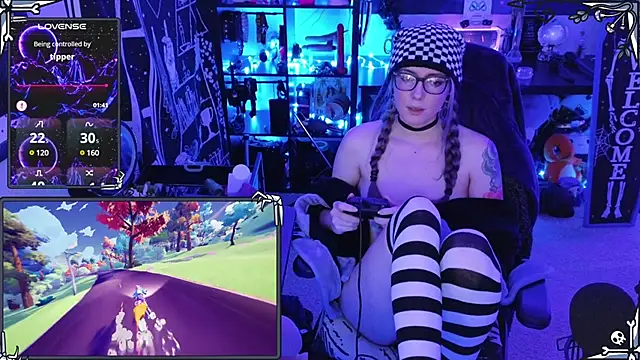 AnneSao online show from 12.12.24