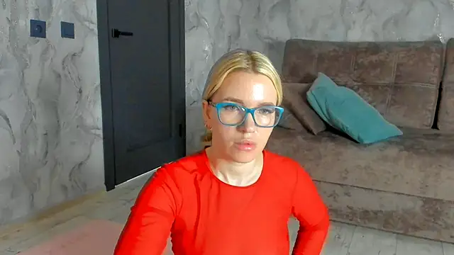 succubus online show from 04.01.26