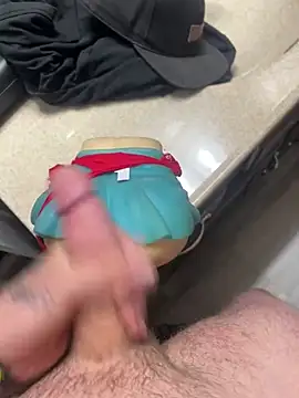 Snapshot of cumgitsumdic chatting on 03.14.25 cumgitsumdic online show from 03.14.25