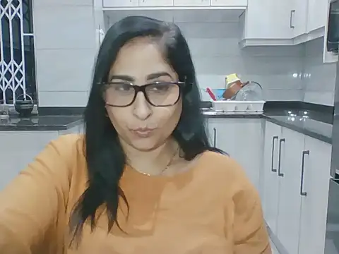 Snapshot of Indiankushy chatting on 07.16.26 Indiankushy online show from 07.16.26
