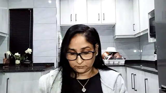 Snapshot of Indiankushy chatting on 07.28.26 Indiankushy online show from 07.28.26