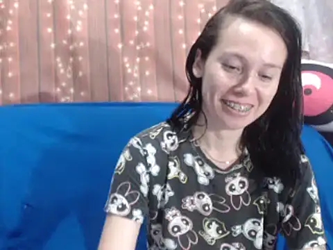 Snapshot of Venusluxodomme chatting on 02.16.26 Venusluxodomme online show from 02.16.26